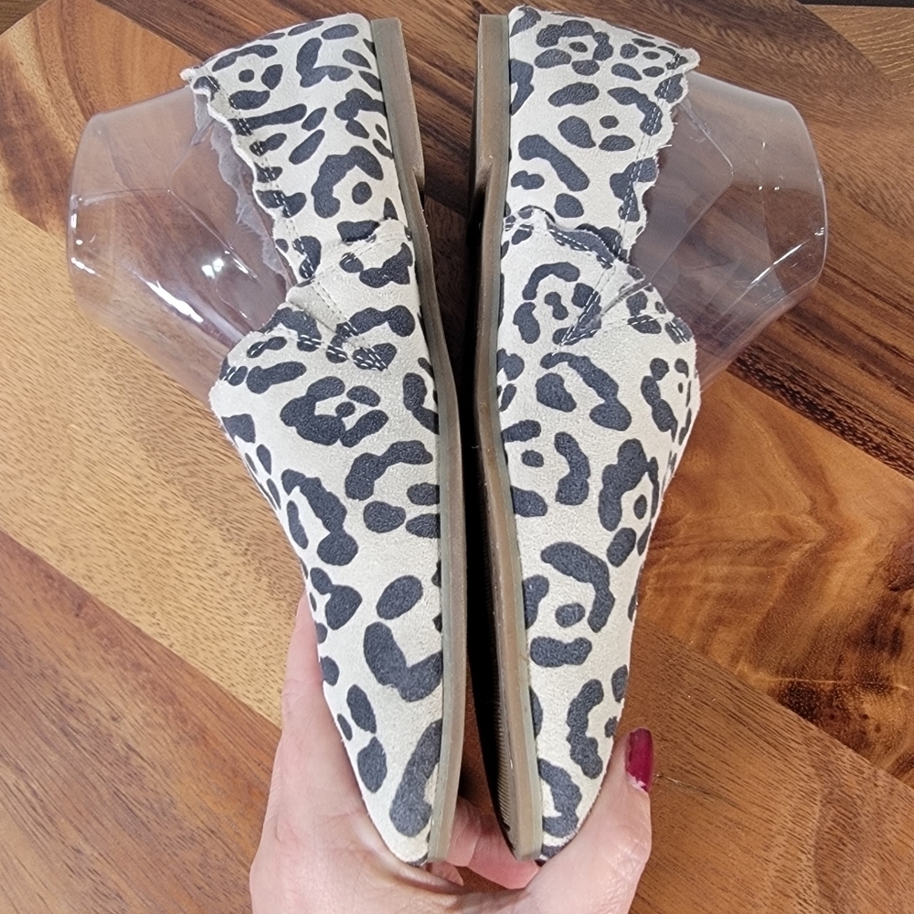 Lucky Brand Cloeey Leopard Print Suede Flats Scalloped Edge Size 8.5 - Picture 10 of 14